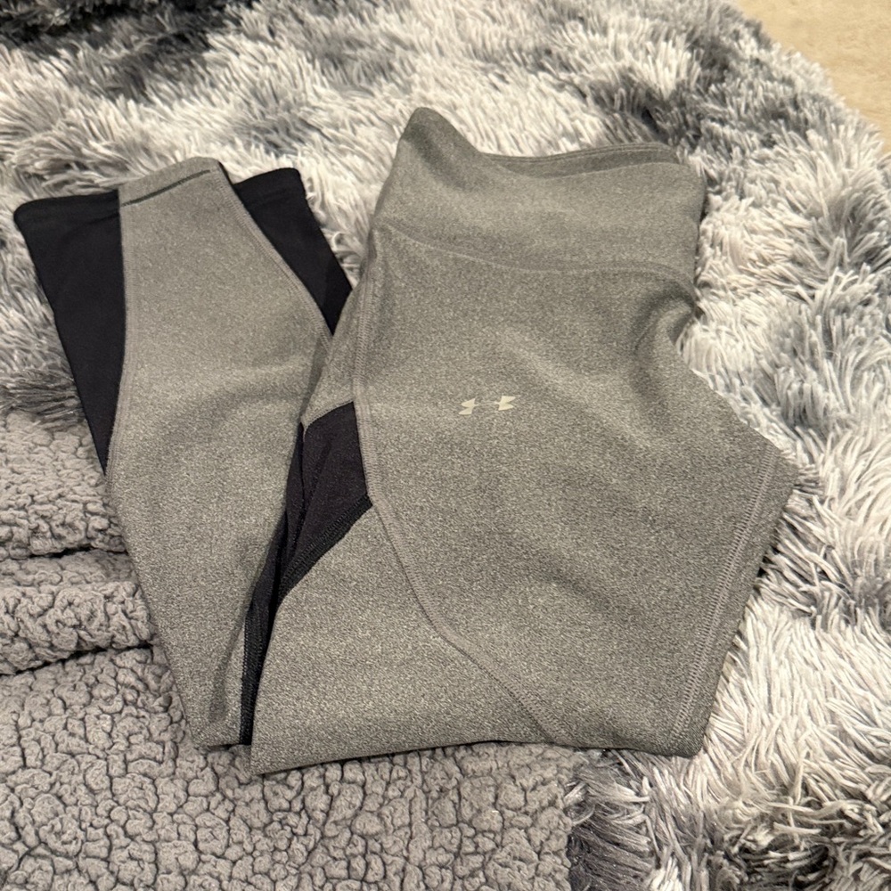 Under armour ladies Gray and Black Leggings